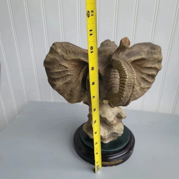 Beautiful David Mark Creations Elephant Statue 11" Vintage Home Decor Safari - Picture 9 of 15